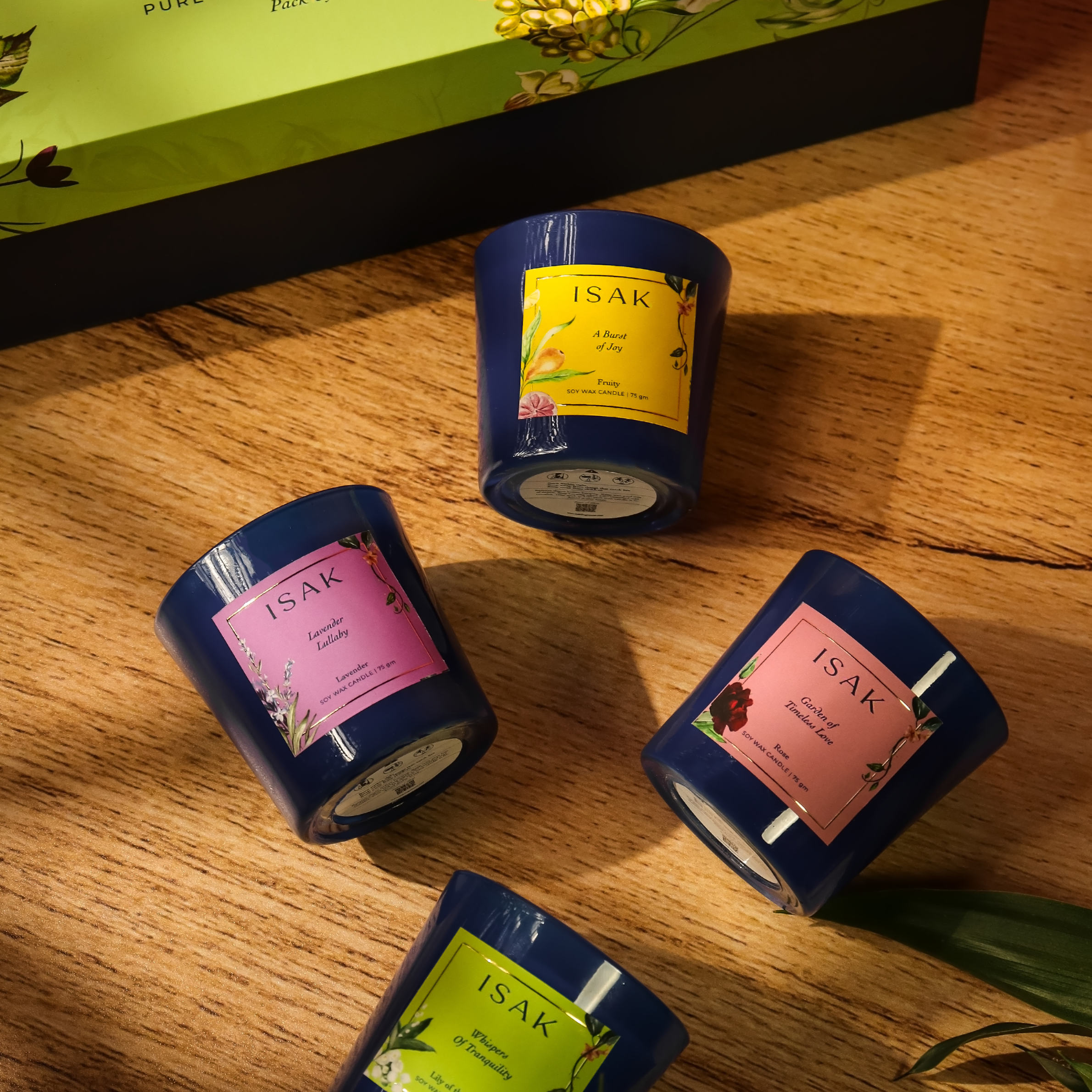 Candle set of 4 scented