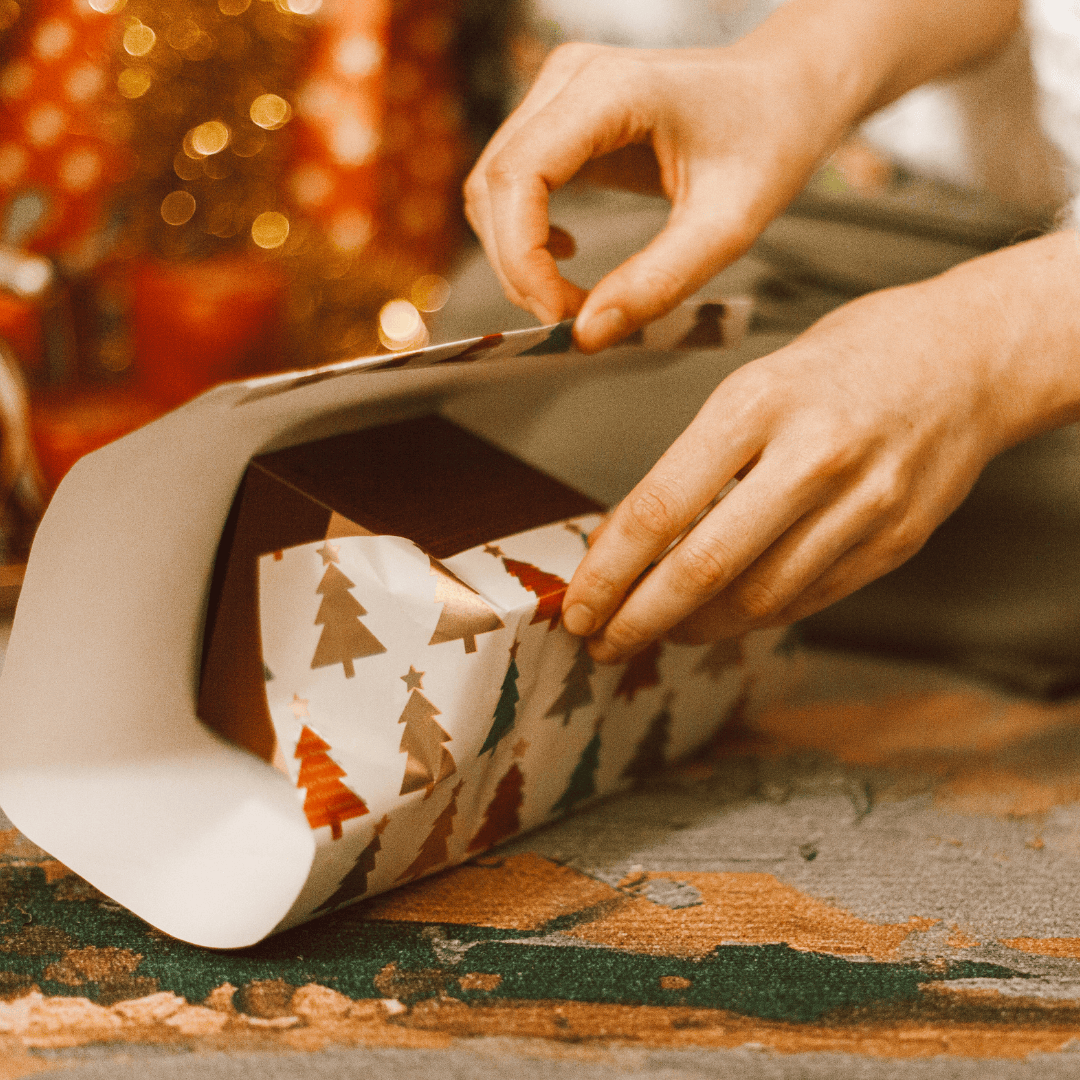 ISAK Gift Wrap Gift Wrap