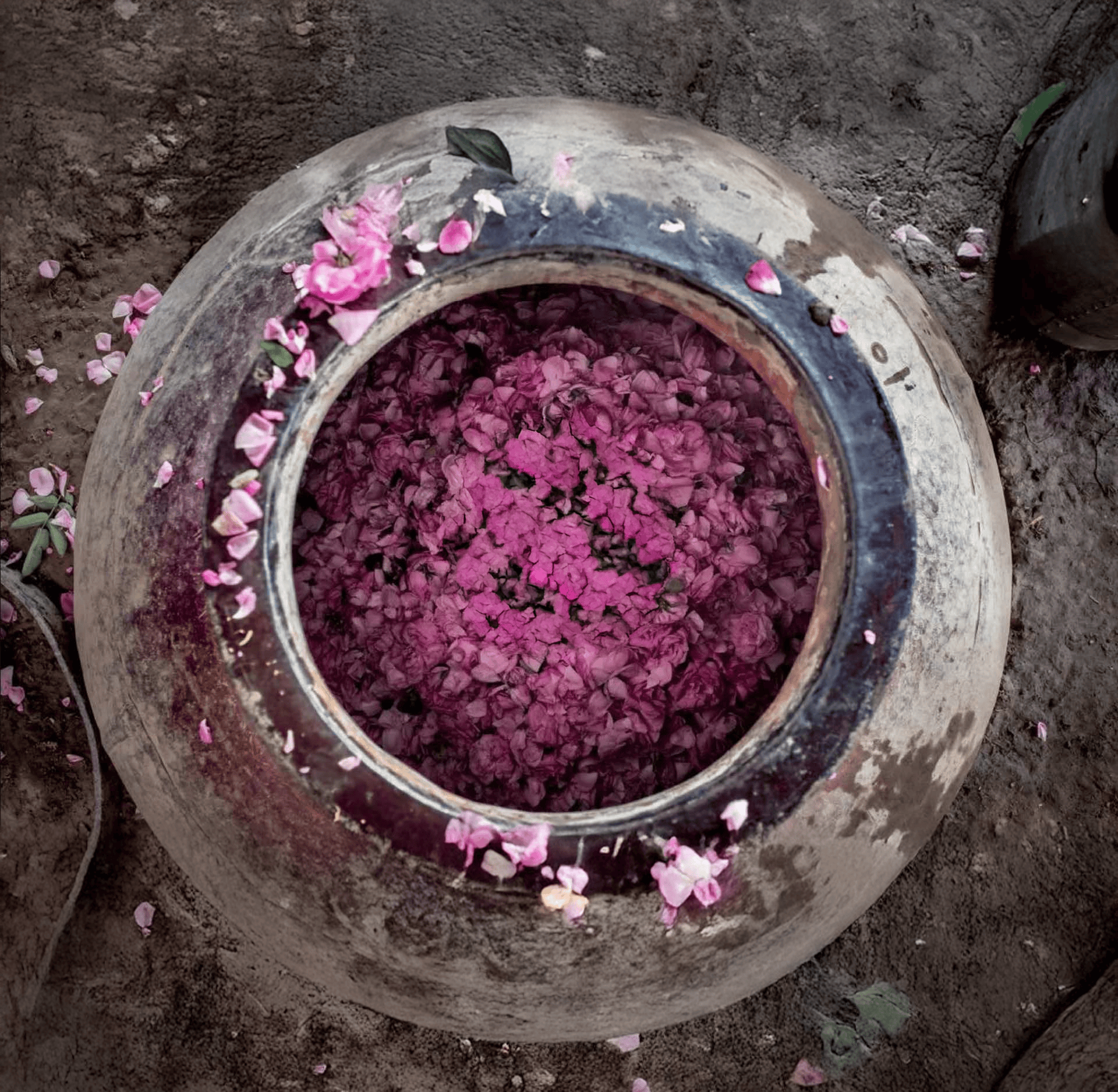 isak deg bhapka.png__PID:4916002c-7213-4024-9eed-09ec02fe7f26