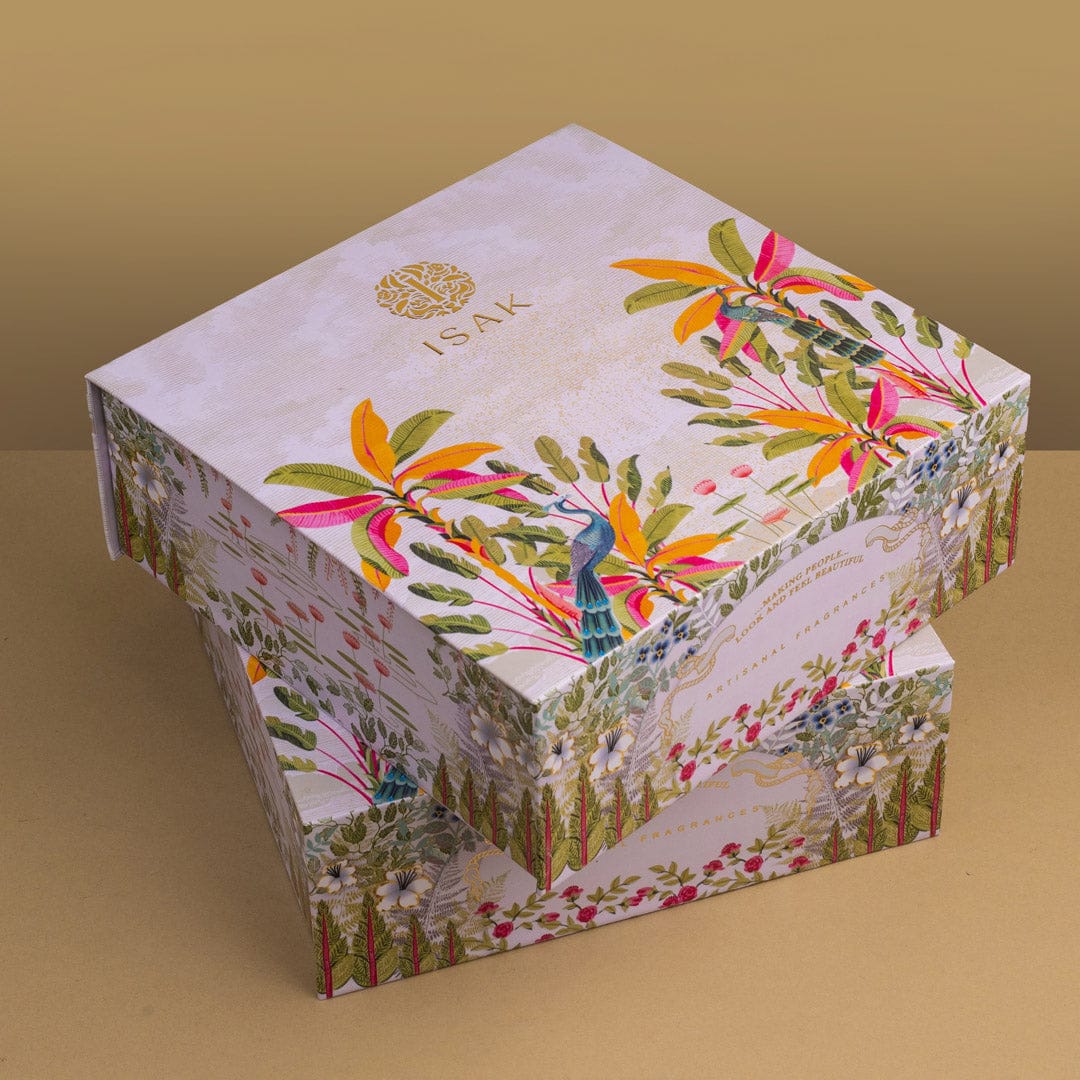 Gift Pack Attars: caja con tapa estampada tropical y ave decorativa